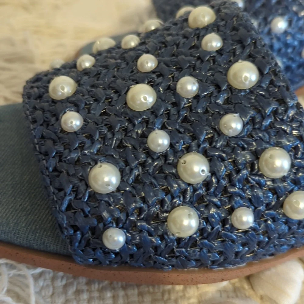 BCBGeneration Denim/Raffia Pearl Sandals 9.5 NWT - Picture 4 of 6